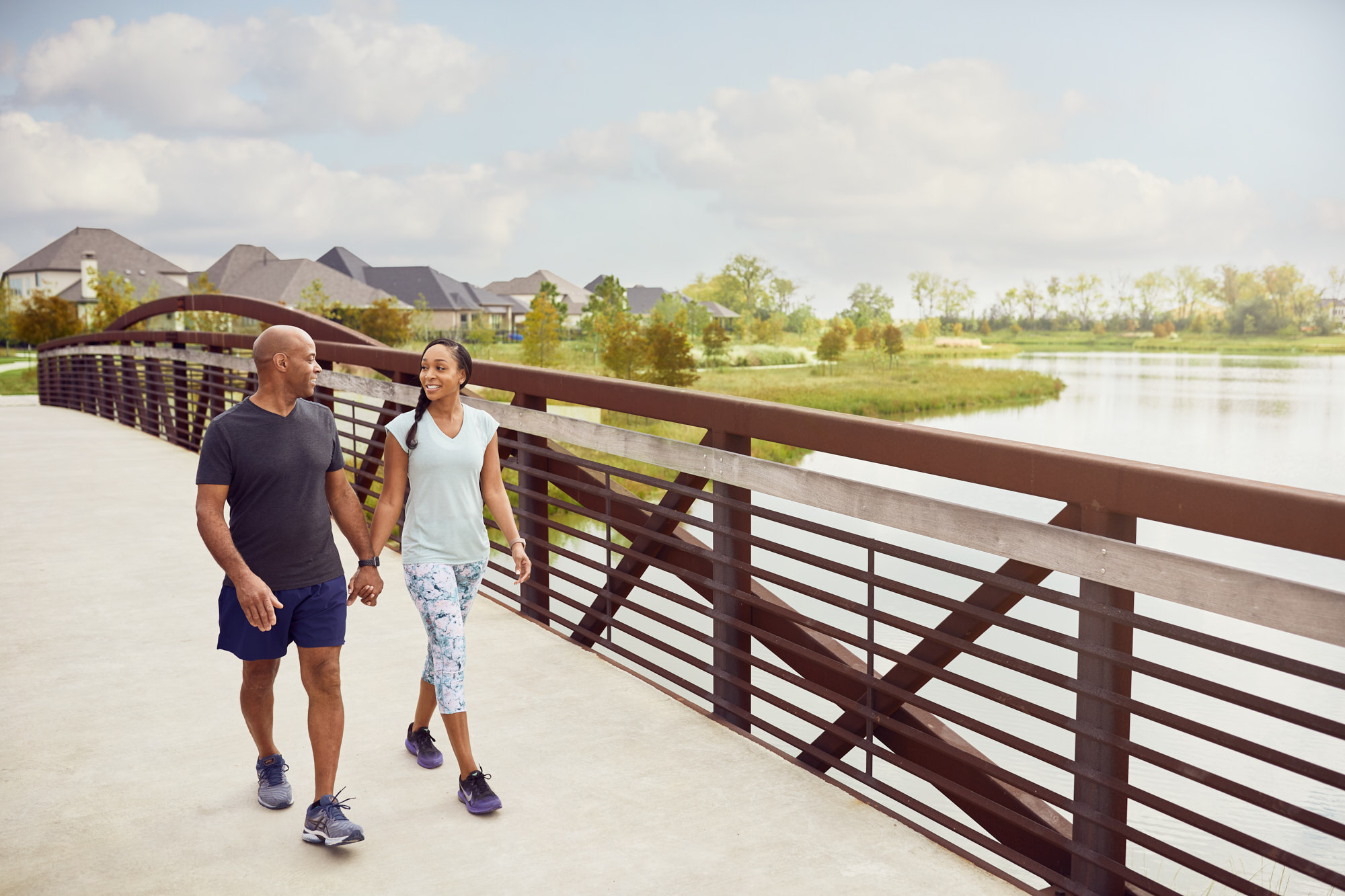 Couple and Bridge | Lifestyle Photography